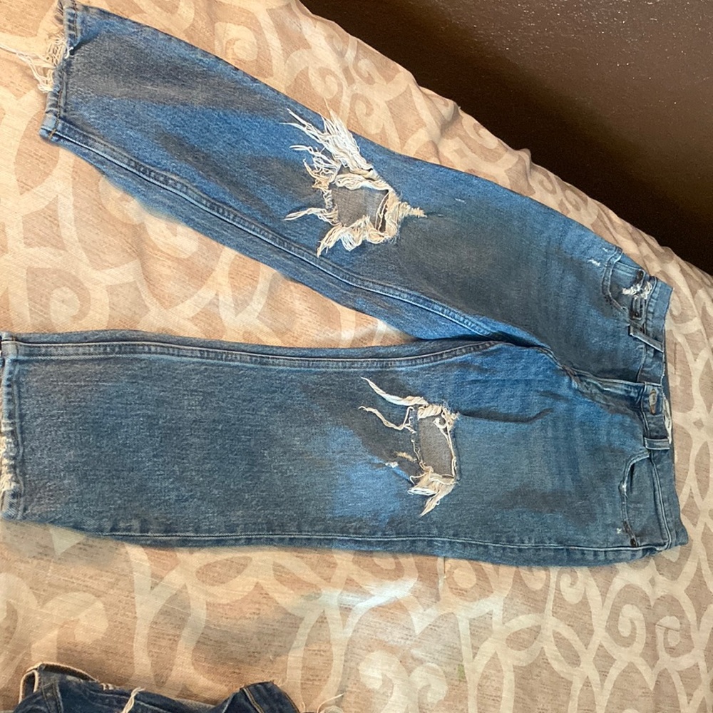 Abercrombie & Fitch the Mom High rise size 28